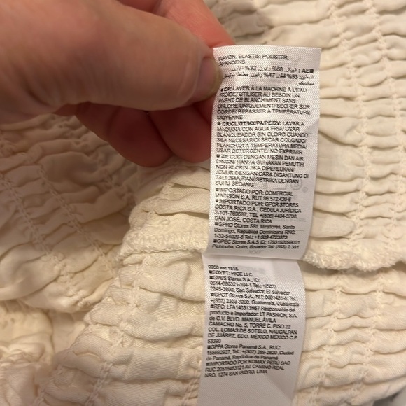 Old Navy Cream Smocked Blouse Size XXL NWT - Picture 11 of 11